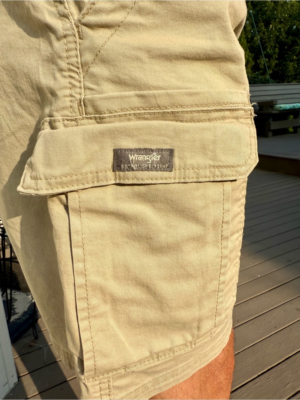 Wrangler Men's Tan Cargo Shorts – Classic Utility Style - Picture 7 of 10